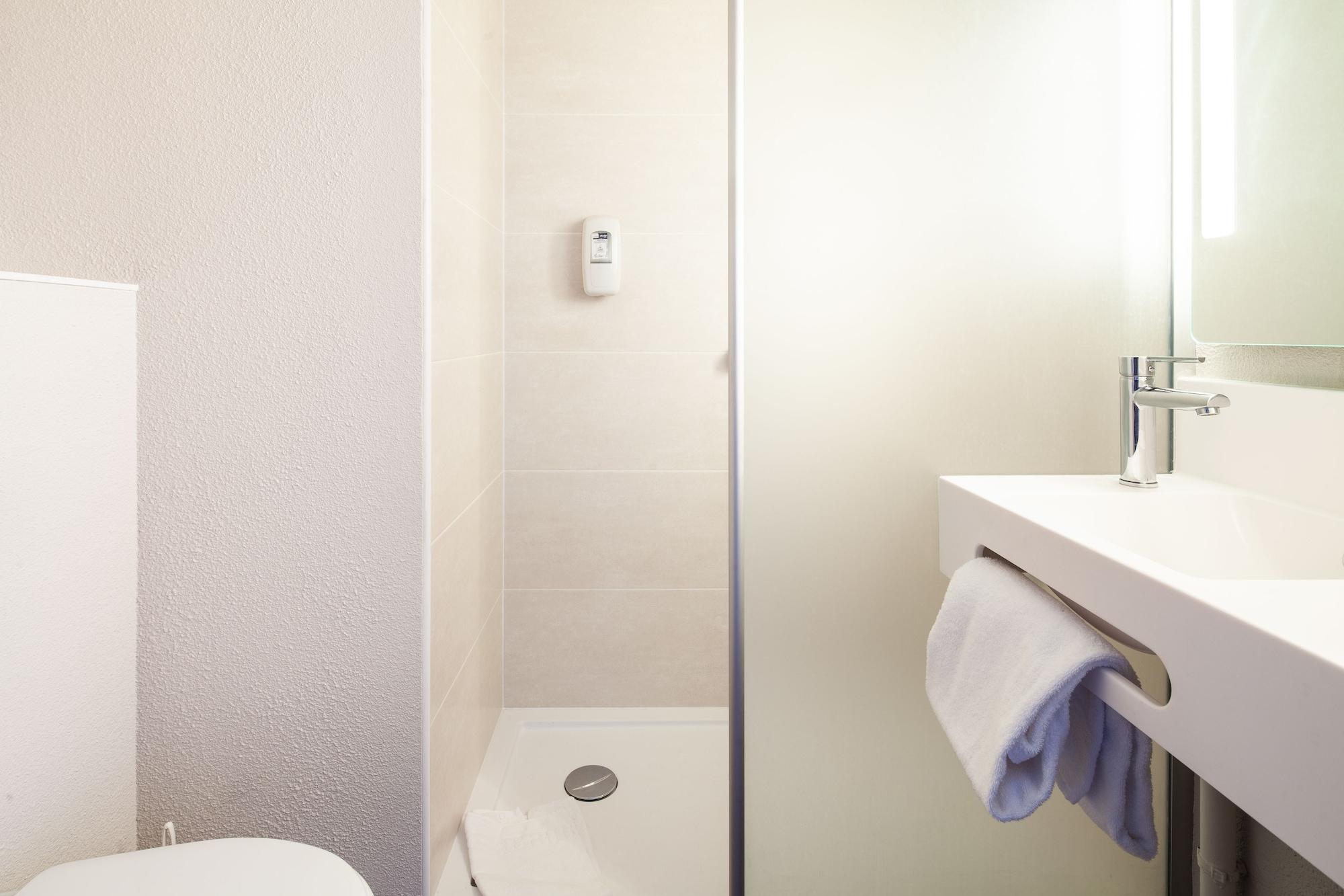 B&B Hotel Meaux Luaran gambar